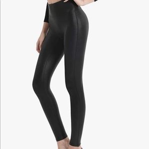 Retro Gong Faux Leather Leggings